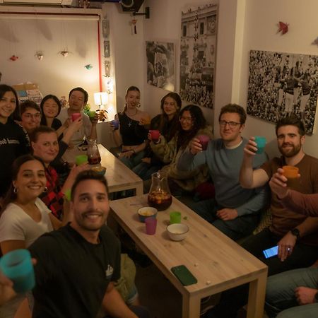 Itaca Hostel Barcelona Bagian luar foto