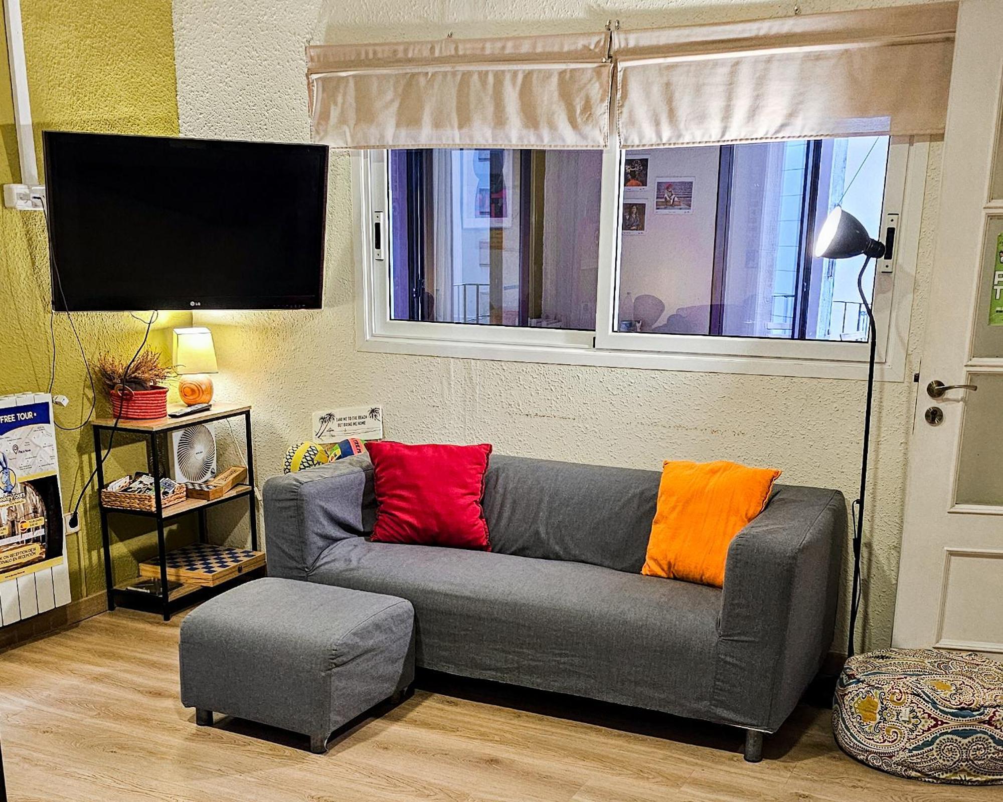 Itaca Hostel Barcelona Bagian luar foto