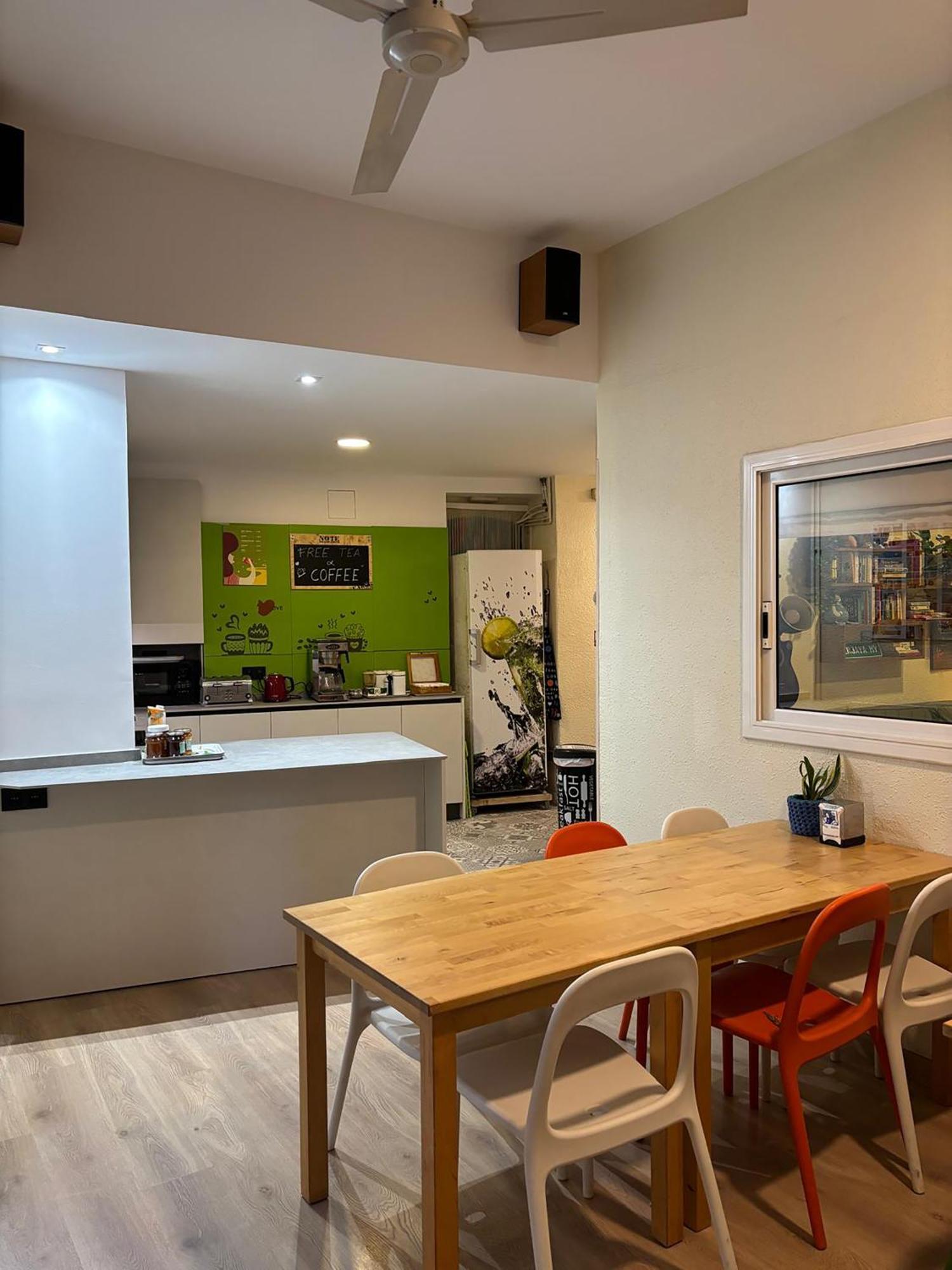 Itaca Hostel Barcelona Bagian luar foto