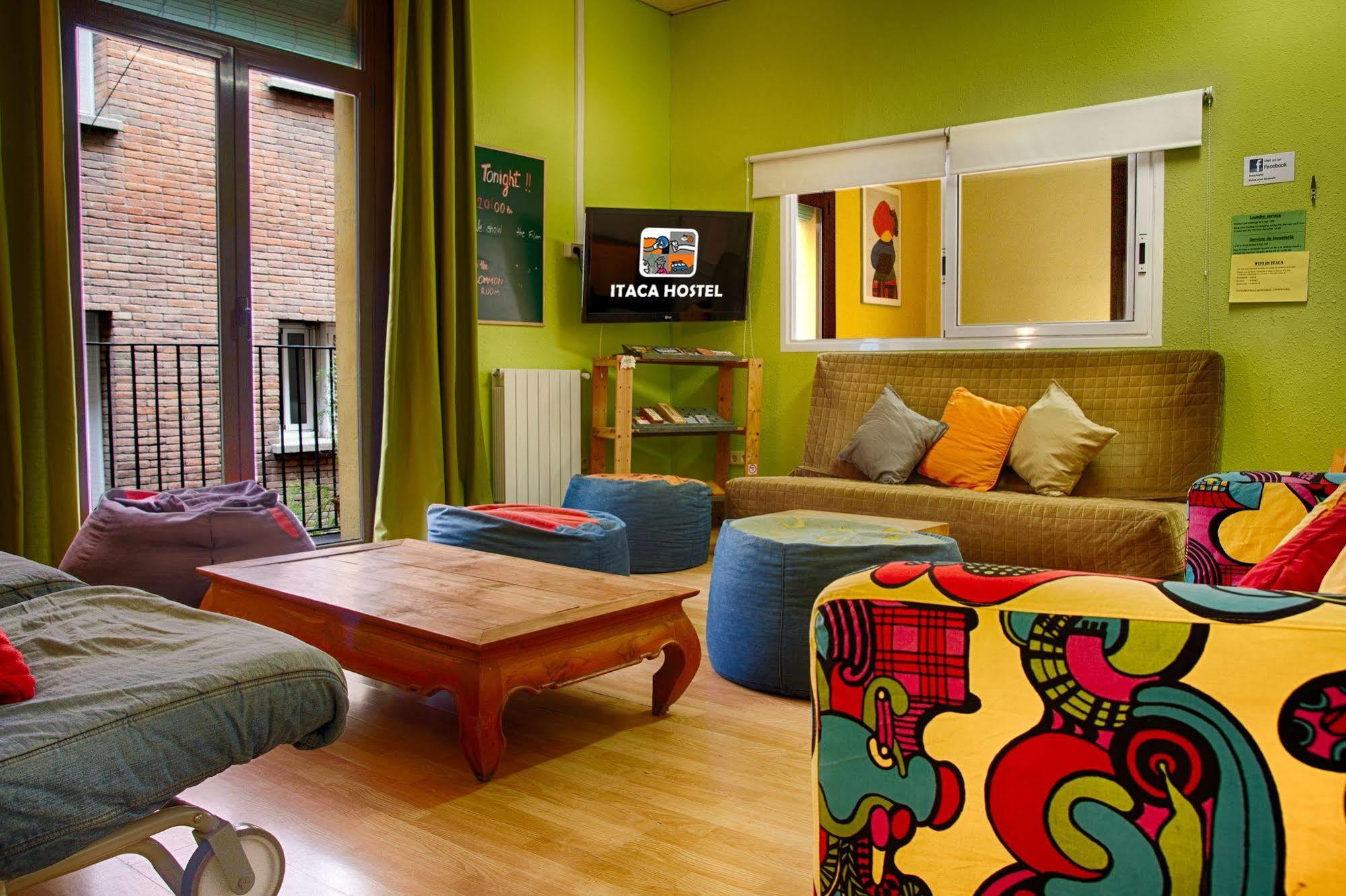Itaca Hostel Barcelona Bagian luar foto