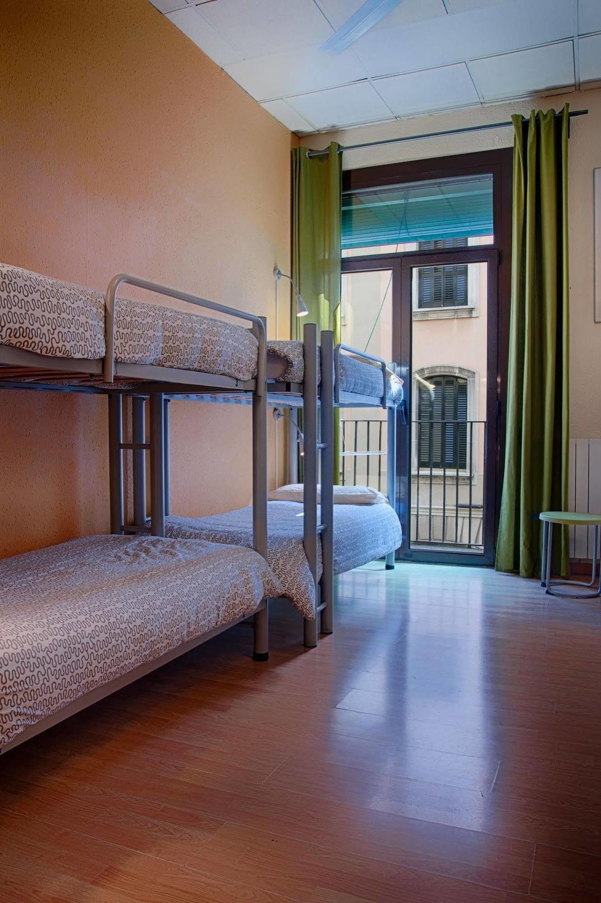Itaca Hostel Barcelona Bagian luar foto